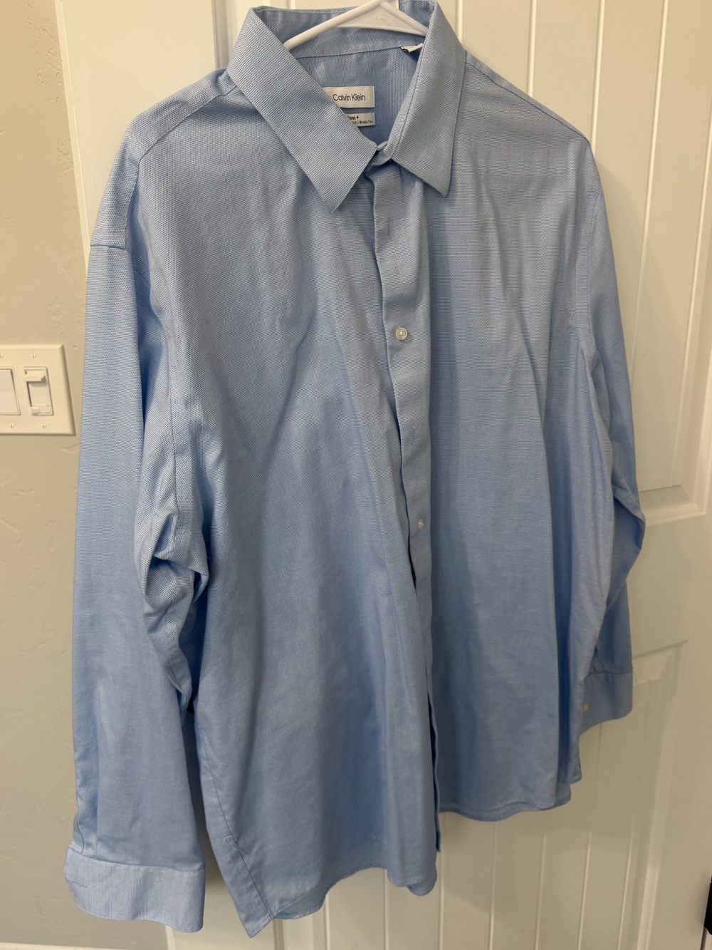Calvin Klein Men's Pale Blue Dress Shirt - Spread Collar